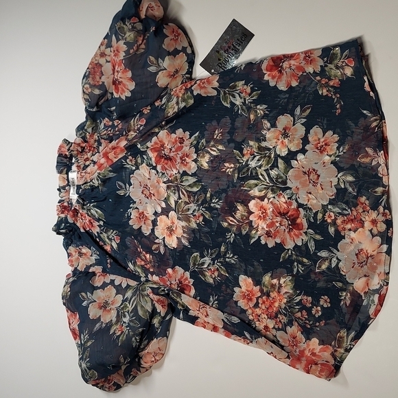 Puffed Sleeve Floral Print Blouse NWT Size Medium - Picture 1 of 8